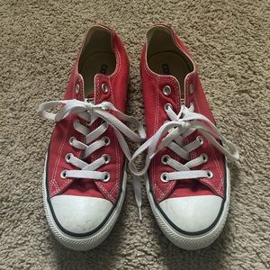 Red low top converse